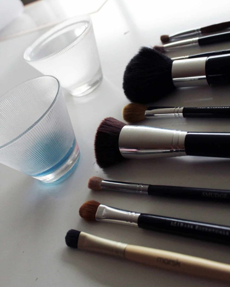 The Easiest Way To Clean Makeup Brushes