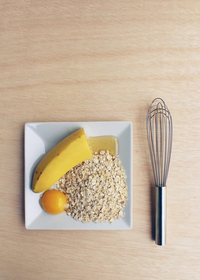 The Ultimate DIY Oatmeal Mask Recipe for Dry Skin