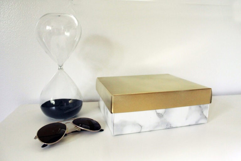 Make A Marble and Gold Container From A Shoebox