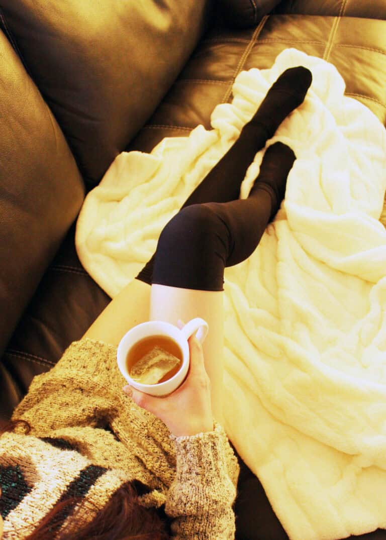 DIY Black Thigh High Socks from scratch . SO EASY!