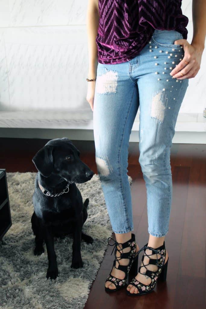 Sew Pearl Beads To Your Old Jeans for a new look Denim refashion idea