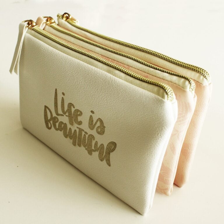 DIY Magnetic Pouch Purse Organizer