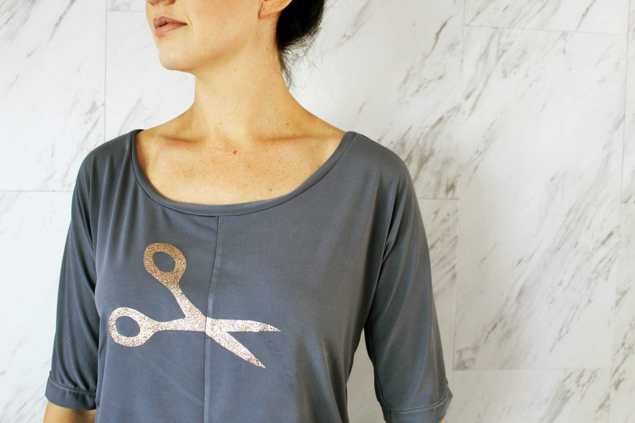 Easy clothing refashion idea. DIY Gold foil Printable Scissors Stencil