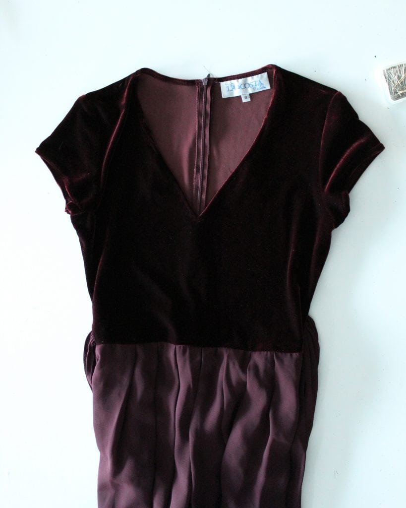 How to change the neckline of a top from a scoop neck to a v neck quick and easy