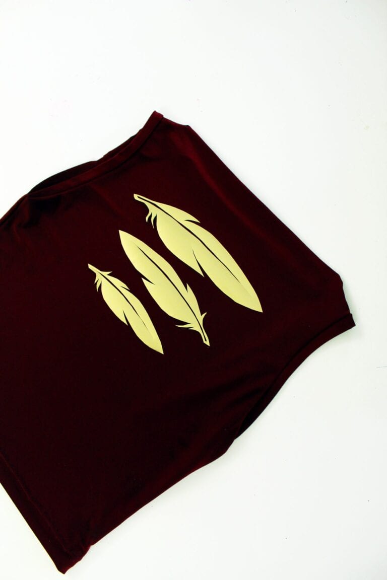 DIY T shirt refashion with this FREE pdf feather printable stencil..