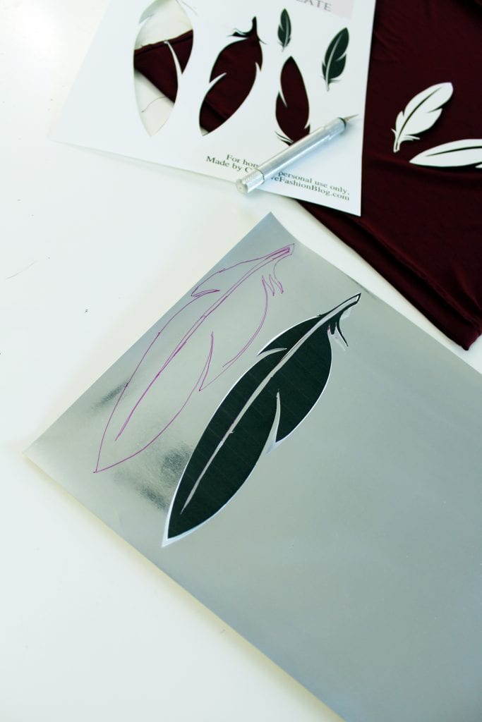 DIY a tshirt refashion with this FREE feather printable stencil
