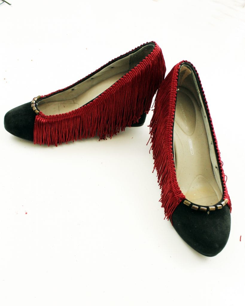 Heel makeoever. How to refashion your shoes with boho fringe