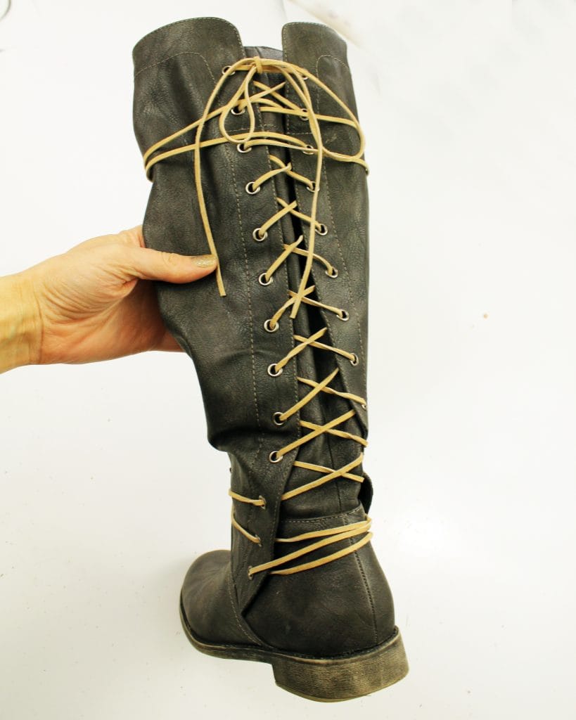 Refashion Your Leather Boots In Just Ten Minutes with Simple Suede Lace