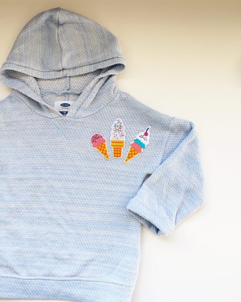 How to sew on a patch 4